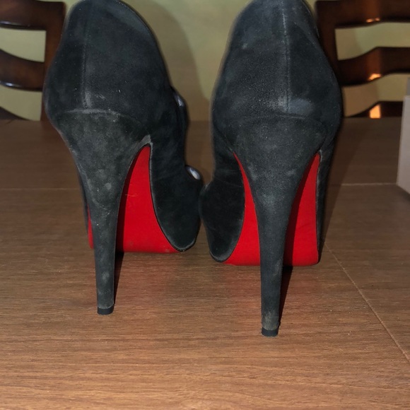 SOLD. Louboutin peep toe, black velvet Mary Janes, 39.5 - Picture 3 of 8